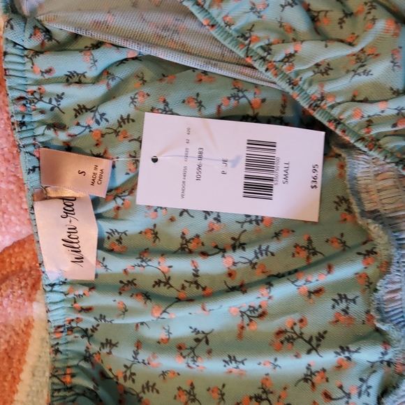 Willow & Root NWT LS Woman's Ruffle Semi-Sheer Blue Floral Top Small Resin Ring - Picture 11 of 12